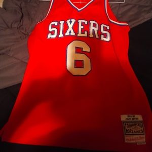 76ers throw back Mitchell and Ness Dr J Jersey